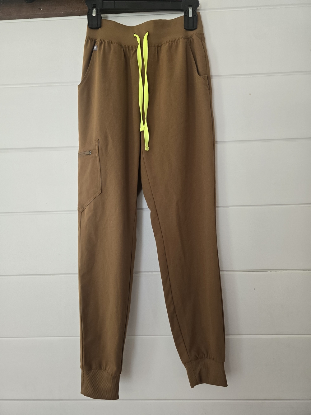 Figs  Brown Scrub Pants with Neon Yellow Drawstring XS/S